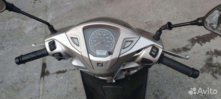 Honda lead 125