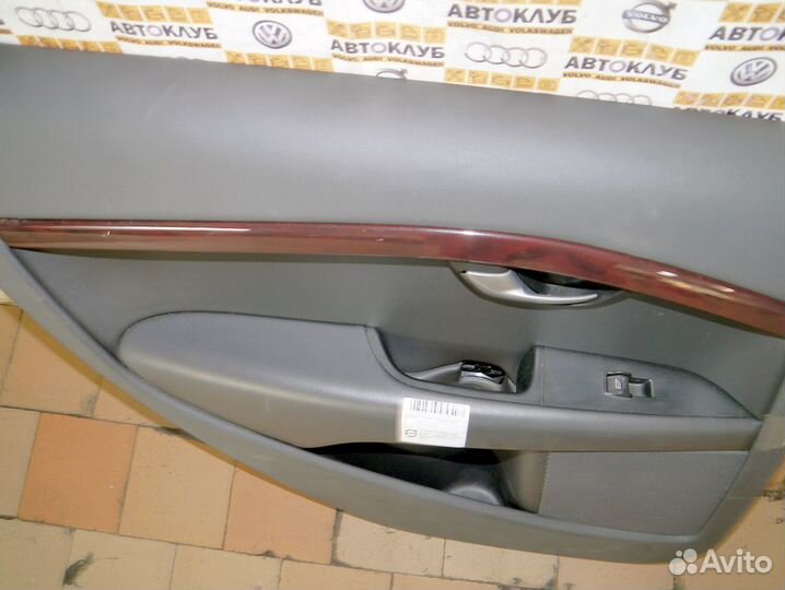 Обшивка двери задней левой Вольво XC70-2