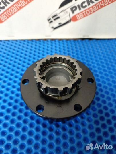 Муфта включения переднего моста Toyota Land