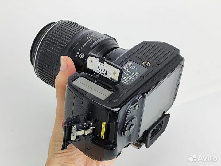 Nikon D3000