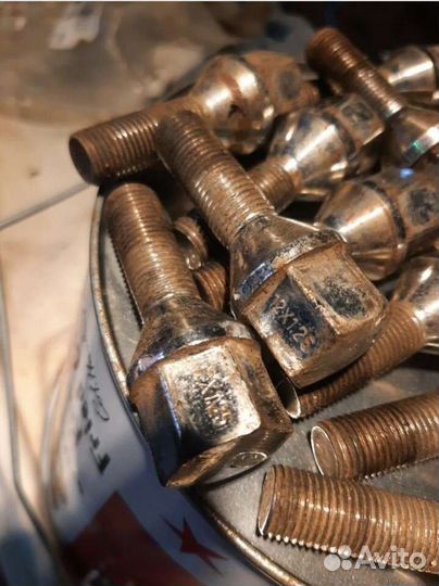 Колесные болты 12х1.25