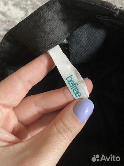 Кепка кожаная женская