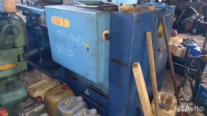 Станок токарно-винторезный гс526У