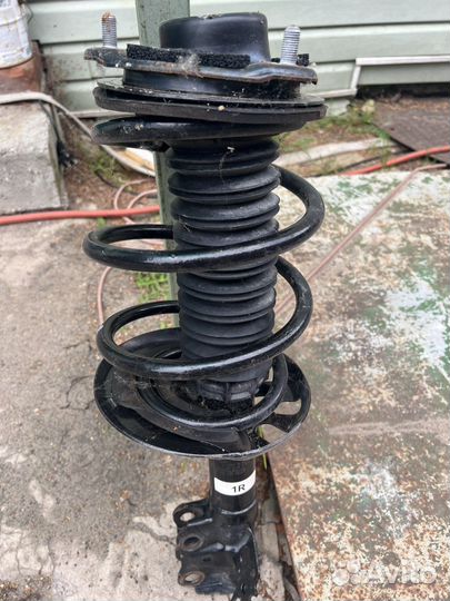 Пружина передняя правая тойота камри 70