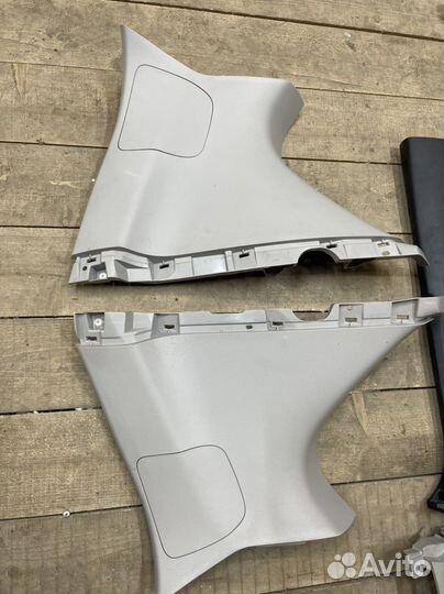 Пластик салона Toyota Land Cruiser Prado 150