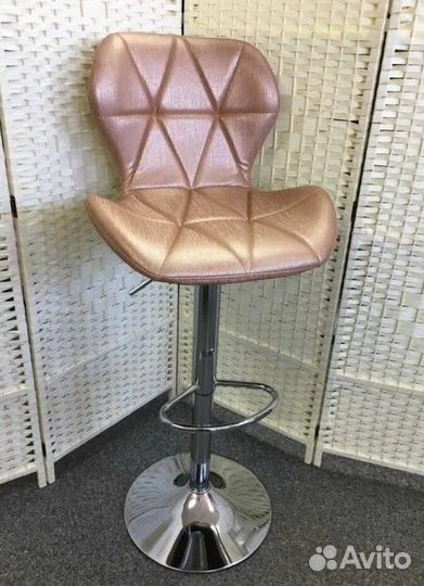 Стул для мастера педикюра, косметолога