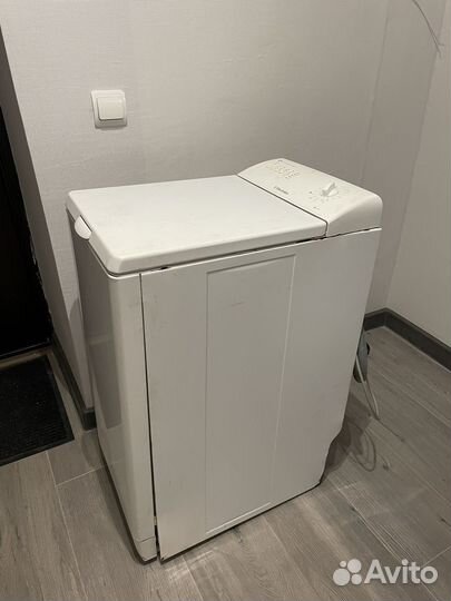 Стиральная машина с вертикальной загрузкой