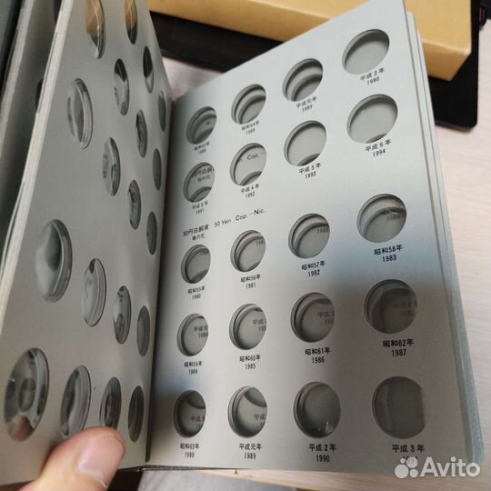 Альбом для монет Японии 1980-1994