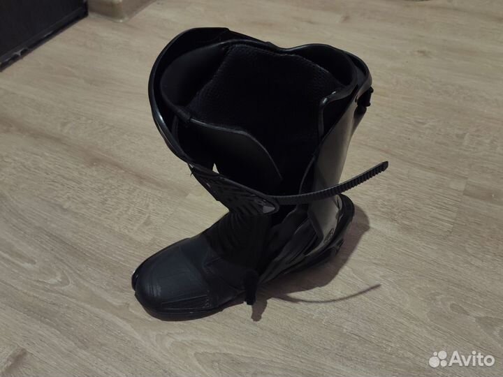 Мотообувь