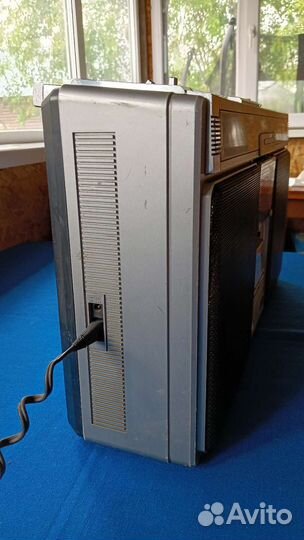 Кассетный магнитофон Sharp gf 9494