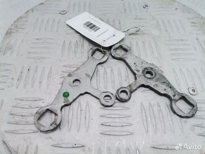 Крепление форсунки BMW 5 F07/F10/F11 2011