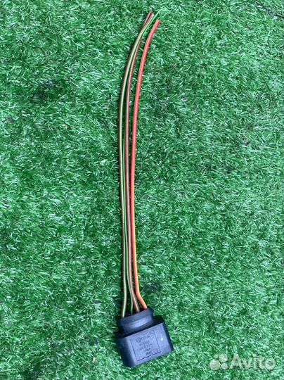 Разъём фишка катушки зажигания VAG 4B0973724 5026