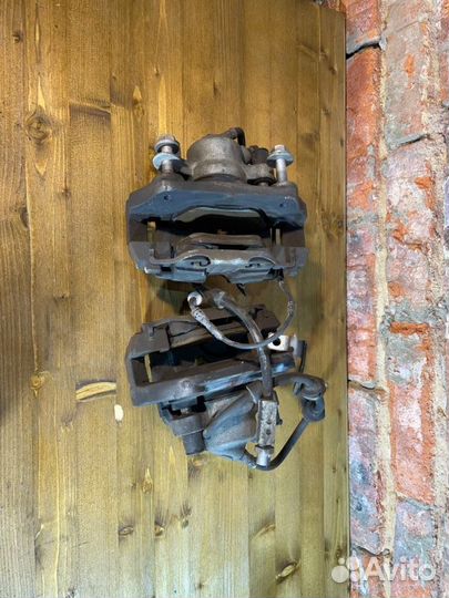 Суппорт тормозной передний правый Bmw 3 E90 N46B20