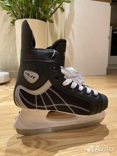 Коньки хоккейные Oxelo 39 размер 25см