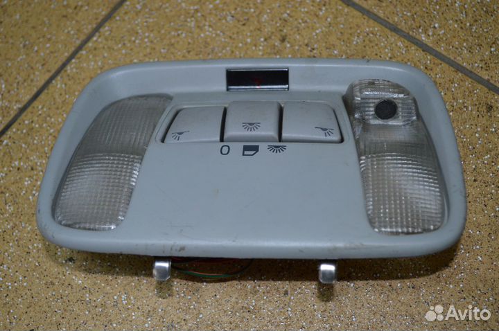 Плафон салона освещения Volvo S40 I