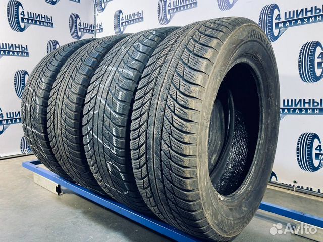 Bridgestone Blizzak LM-001 215/65 R17 99H