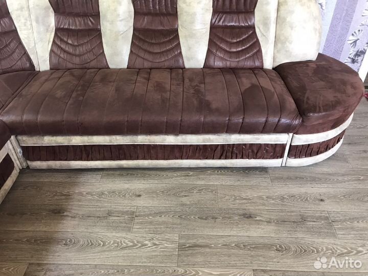 Угловой диван