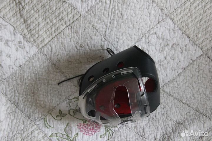 Шлем для восточных единоборств