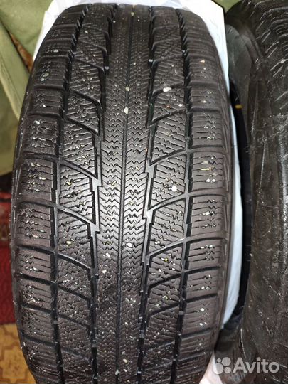 Triangle TR777 215/60 R16