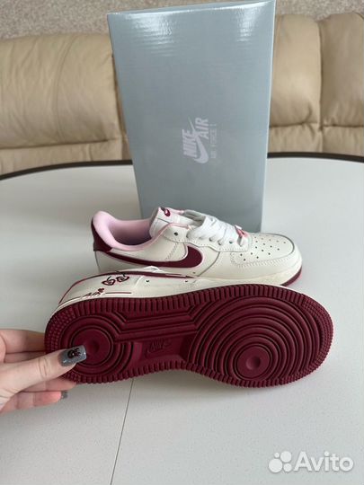 Кроссовки Nike Air Force 1 'Valentine's Day (вишен