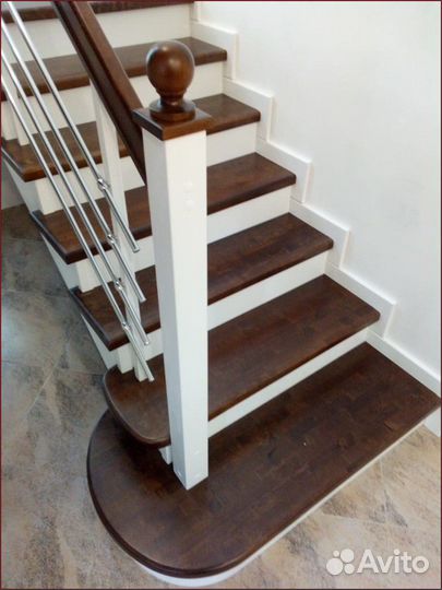 Деревянная лестница