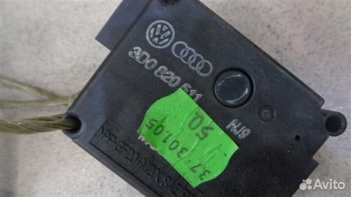 Моторчик заслонки отопителя Volkswagen Phaeton 20