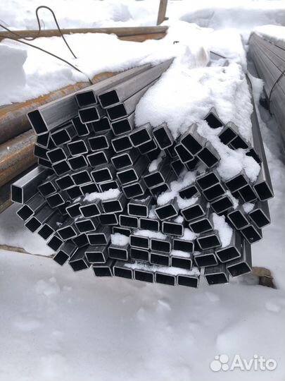 Труба профильная 30х20