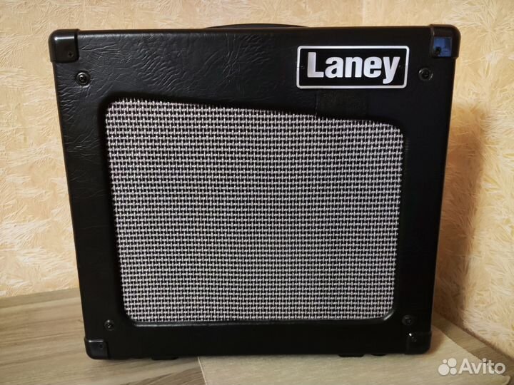 Ламповый комбоусилитель Laney Cub 12