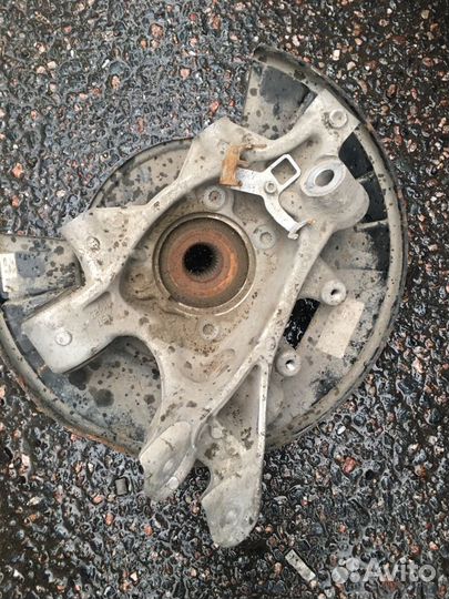 Кулак задний кайен