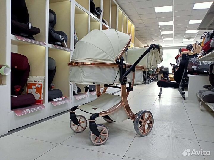 Коляска трансформер Luxmom 608 3 в 1 Бежевый