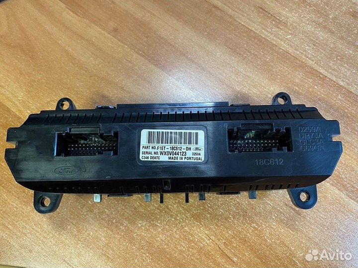 Блок управления климатом ford focus III 2011