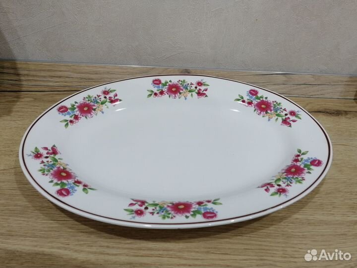 Тарелочки разные