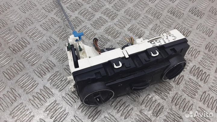 Блок управления климатической установкой Mercedes