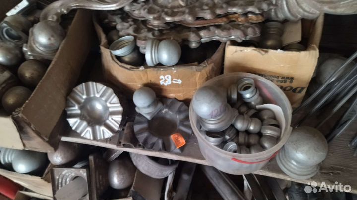 Заглушки- пластиковые и металлические