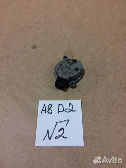 Датчик холла Audi A8 D2 2.8 058905161В