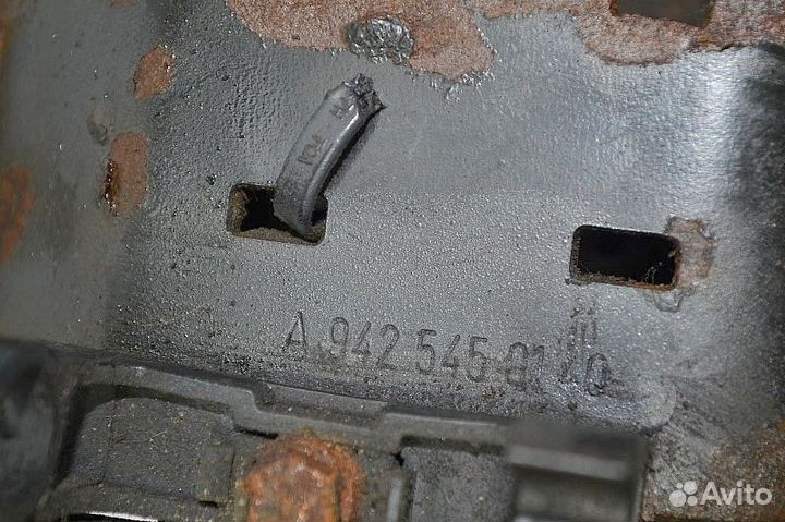 Кронштейн подножки, левый mercedes-benz Actros MP2