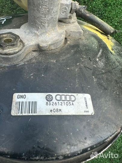 Вакуумный усилитель тормозов Volkswagen Passat