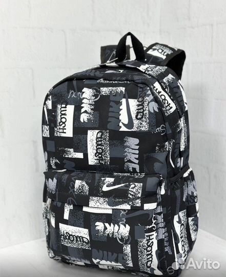 Рюкзак школьный