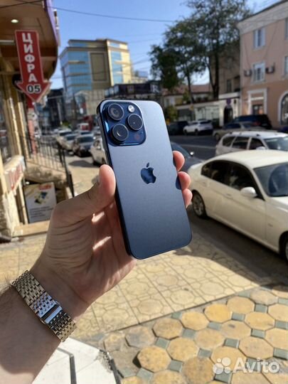 iPhone 15 Pro, 256 ГБ