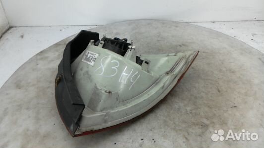 Фонарь задний левый volkswagen golf 5 (83H04MX01)