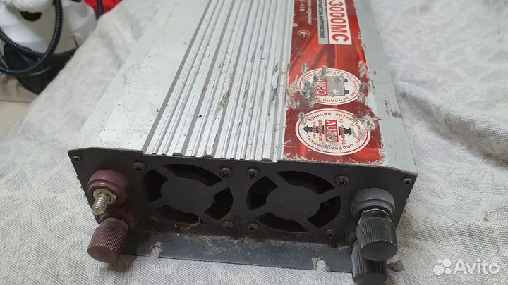 Инвертор 12 220 Luxeon 3000