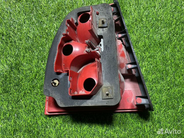 Фонарь задний Volkswagen Passat B5