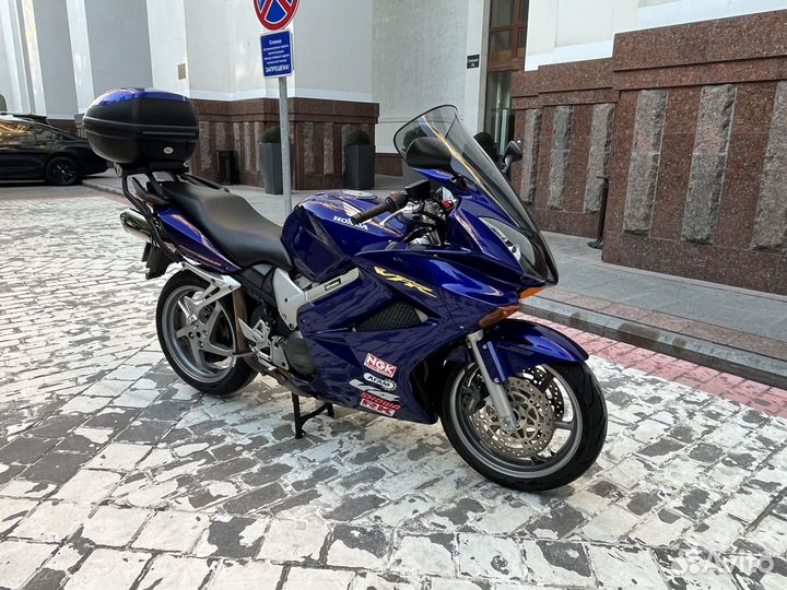 Honda VFR 800
