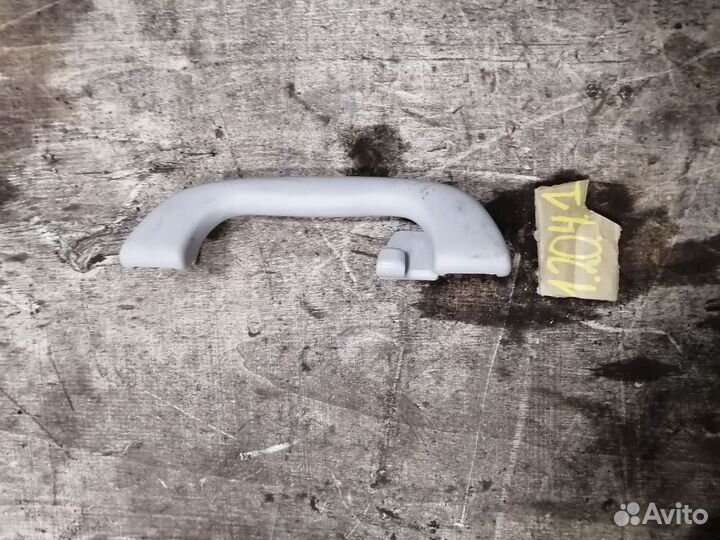 Ручка внутренняя потолка задняя Mazda 3 BM