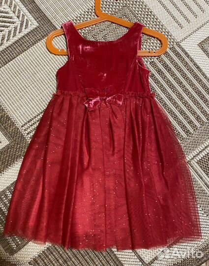Платье для девочки нарядное