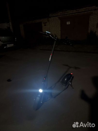 Электросамокат iconbit Trident 120 Duo