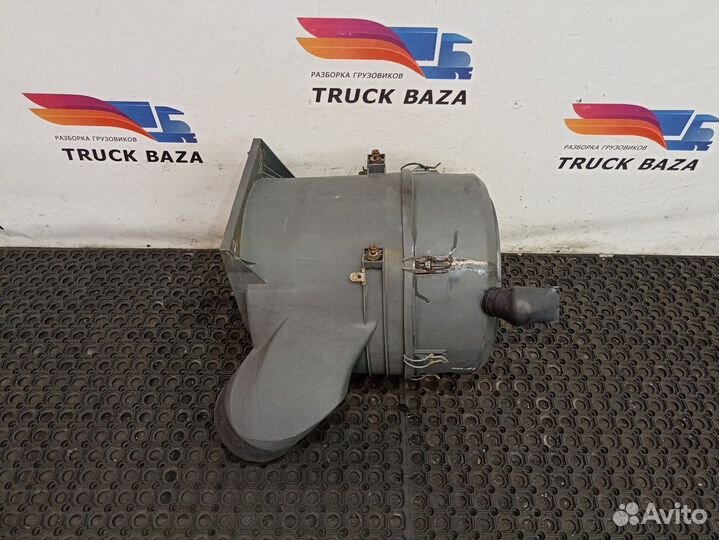 Корпус воздушного фильтра Iveco Stralis