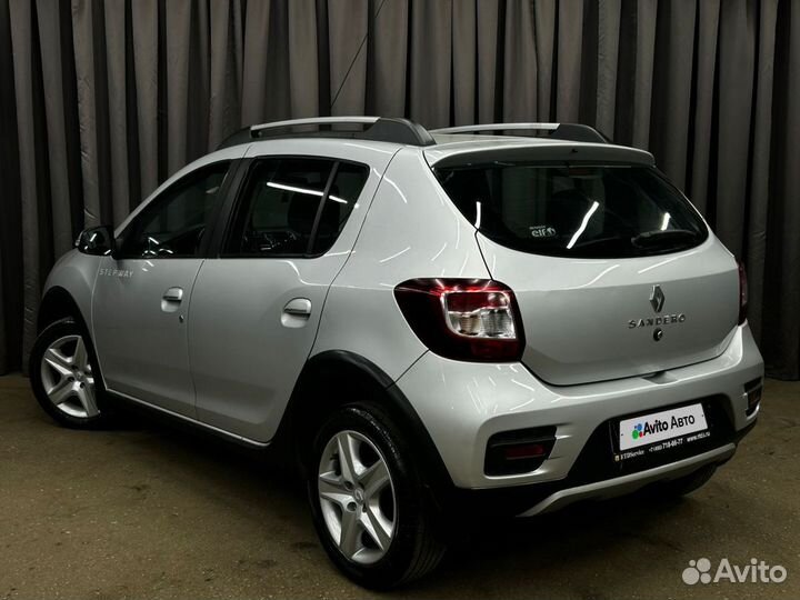 Renault Sandero Stepway 1.6 AT, 2018, 168 000 км