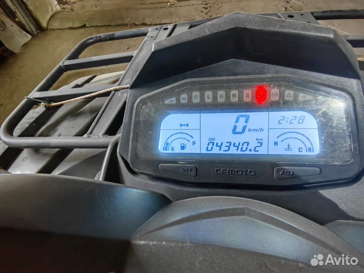 Квадроцикл CF Moto X8