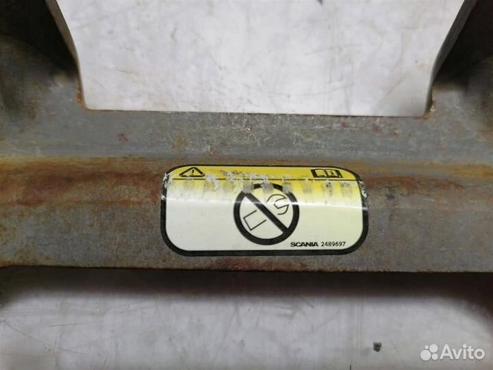 Кронштейн противошумного экрана Scania 6-Series R